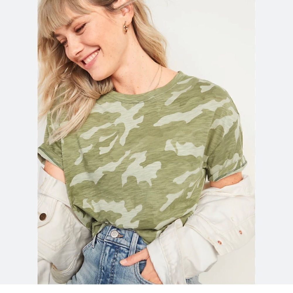 Old Navy Camouflage Crop Top Size XL